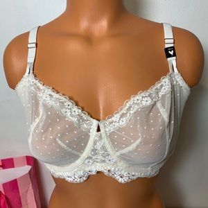 VICTORIA’S SECRET DREAM ANGELS PUSH UP UNLINED BRA